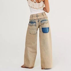 We The Free Women's Blue and Tan Jeans
